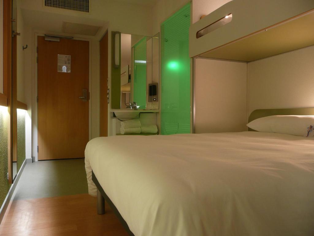 Ibis Budget Ajaccio Номер фото